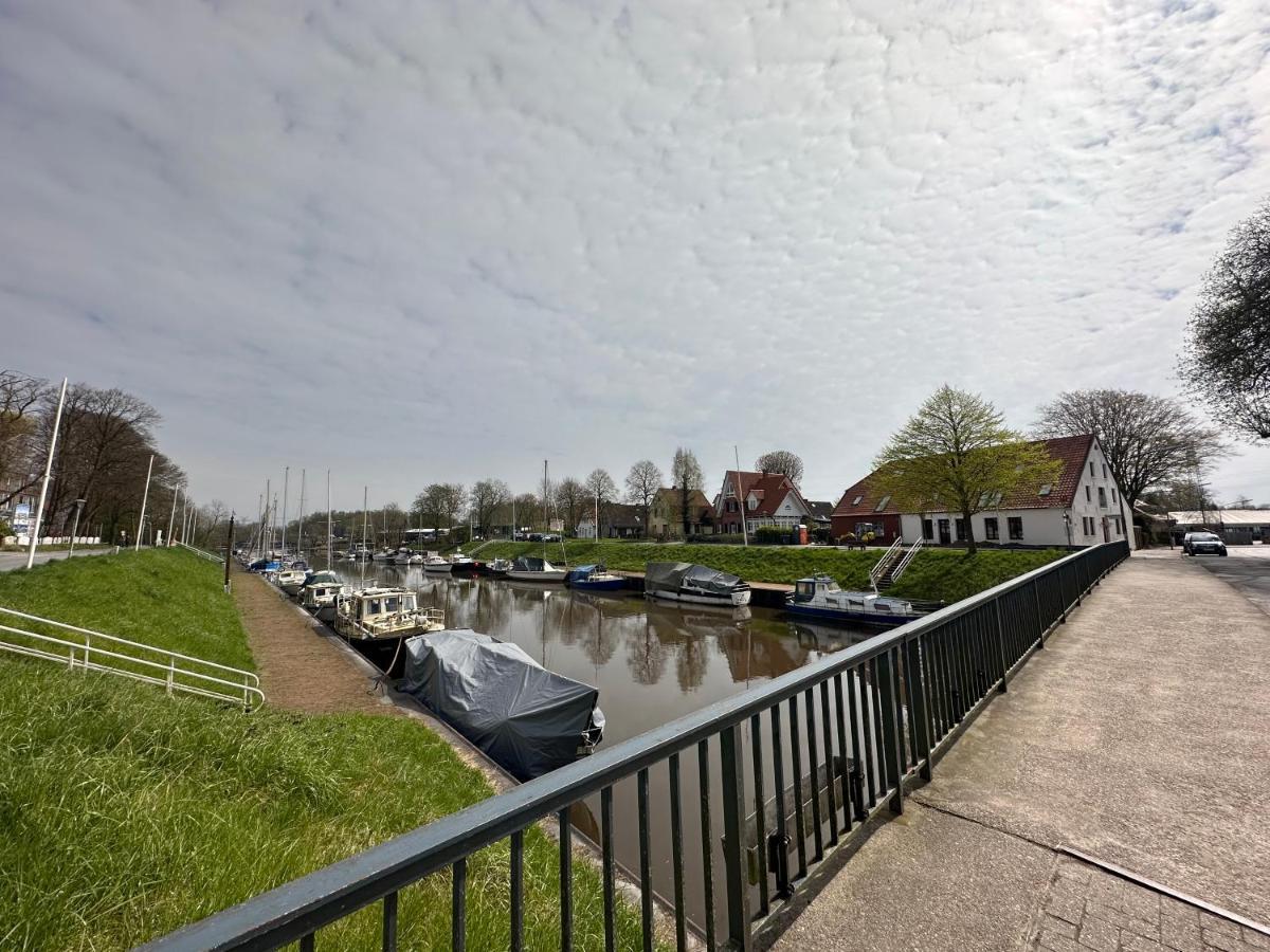 Ferienwohnung Am Hafen Ruestersiel Wilhelmshaven Exterior foto