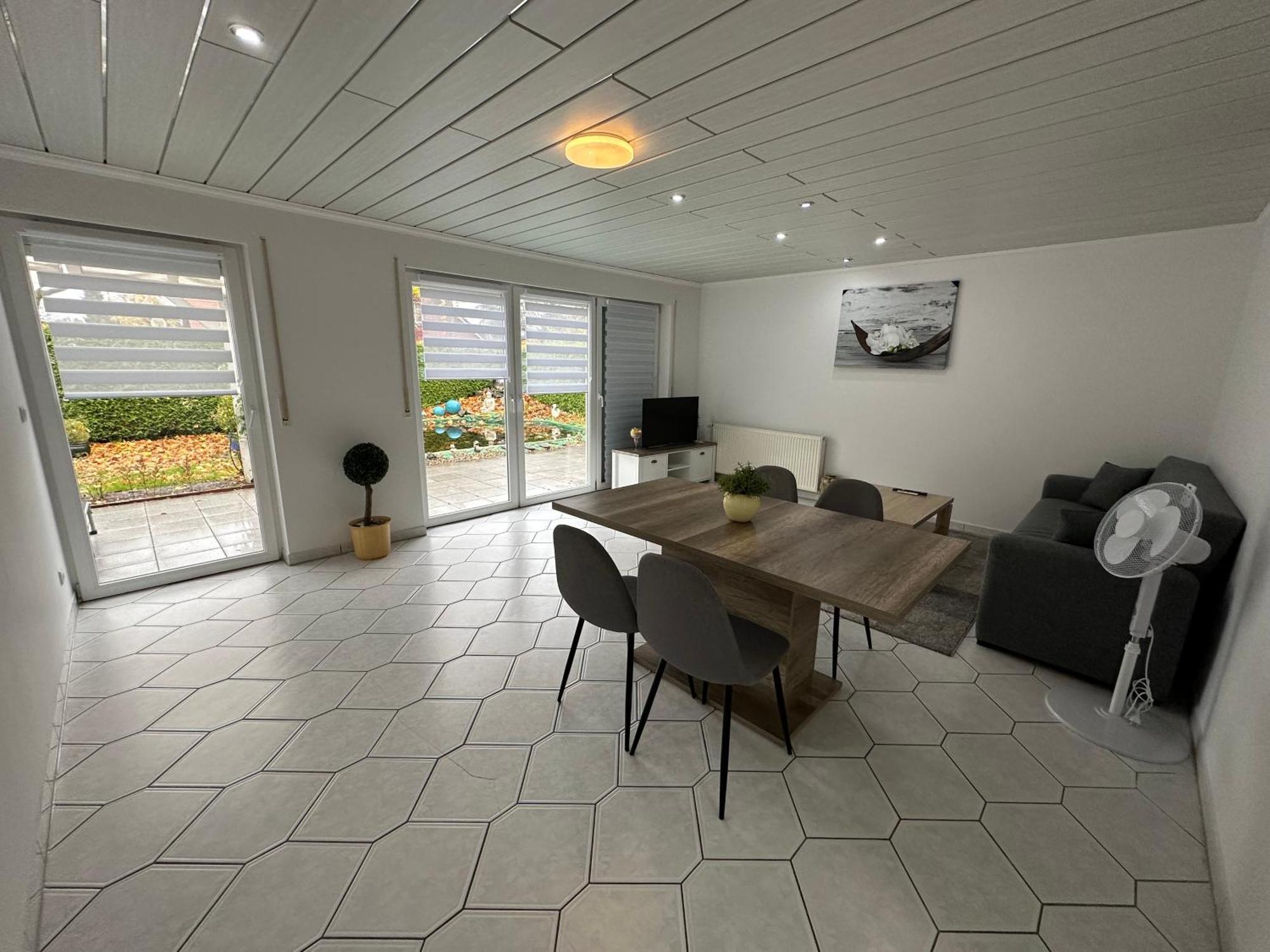 Ferienwohnung Am Hafen Ruestersiel Wilhelmshaven Exterior foto
